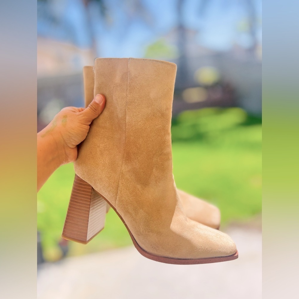 Sam Edelman Ivette Sesame Suede Block Heel Booties I3314L2250 size 9